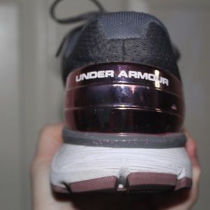 UNDER ARMOUR SHOES